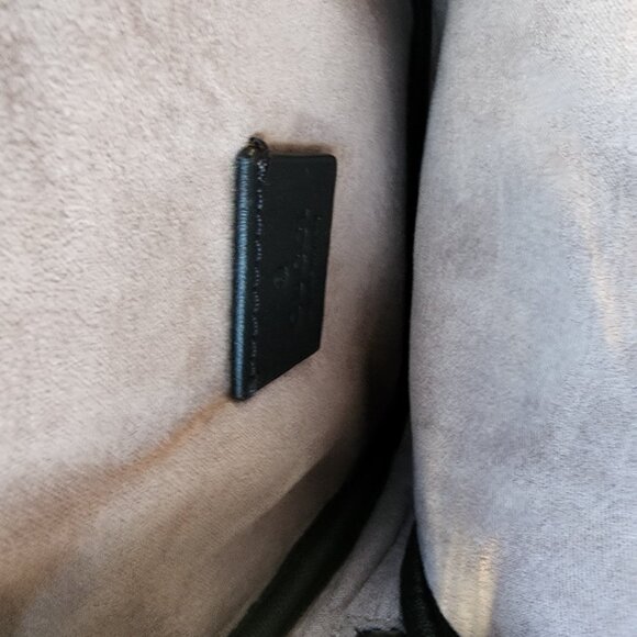 Gucci GG Signature Belt Bag with Double Pocket - Picture 6 of 11